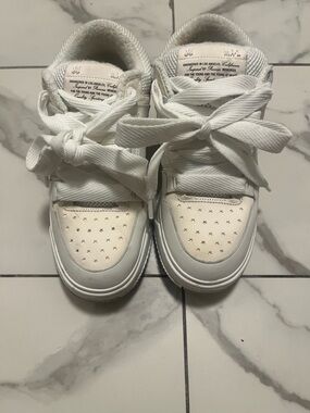 AMIRI White and Cream Men's Sneakers